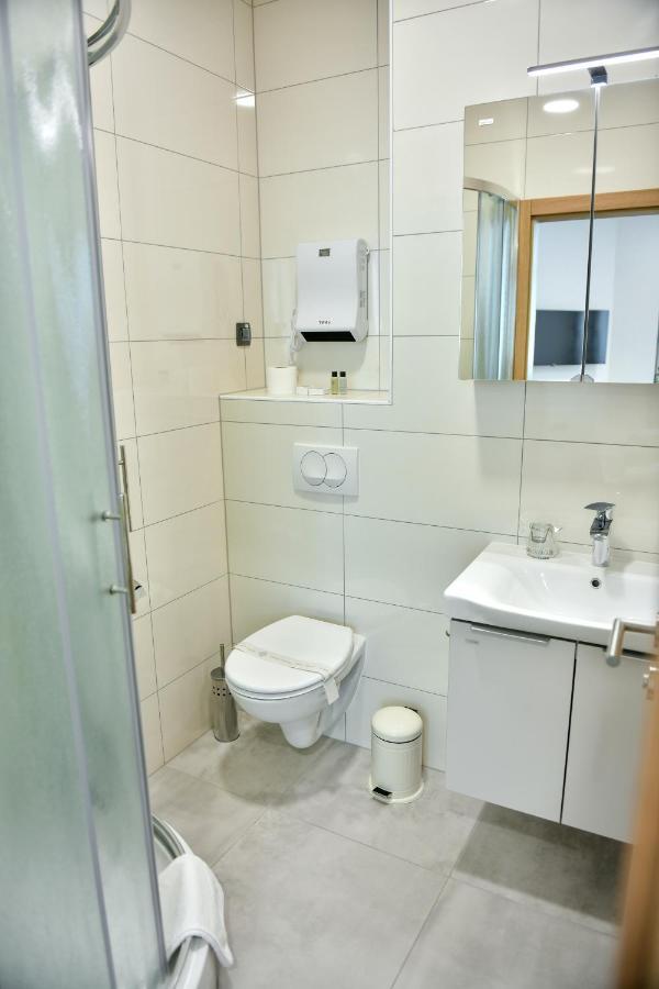 Hostel Green Donji Kraljevoc Luaran gambar