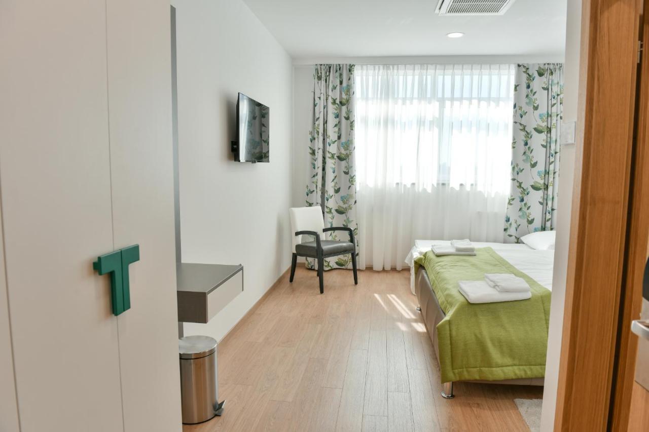 Hostel Green Donji Kraljevoc Luaran gambar